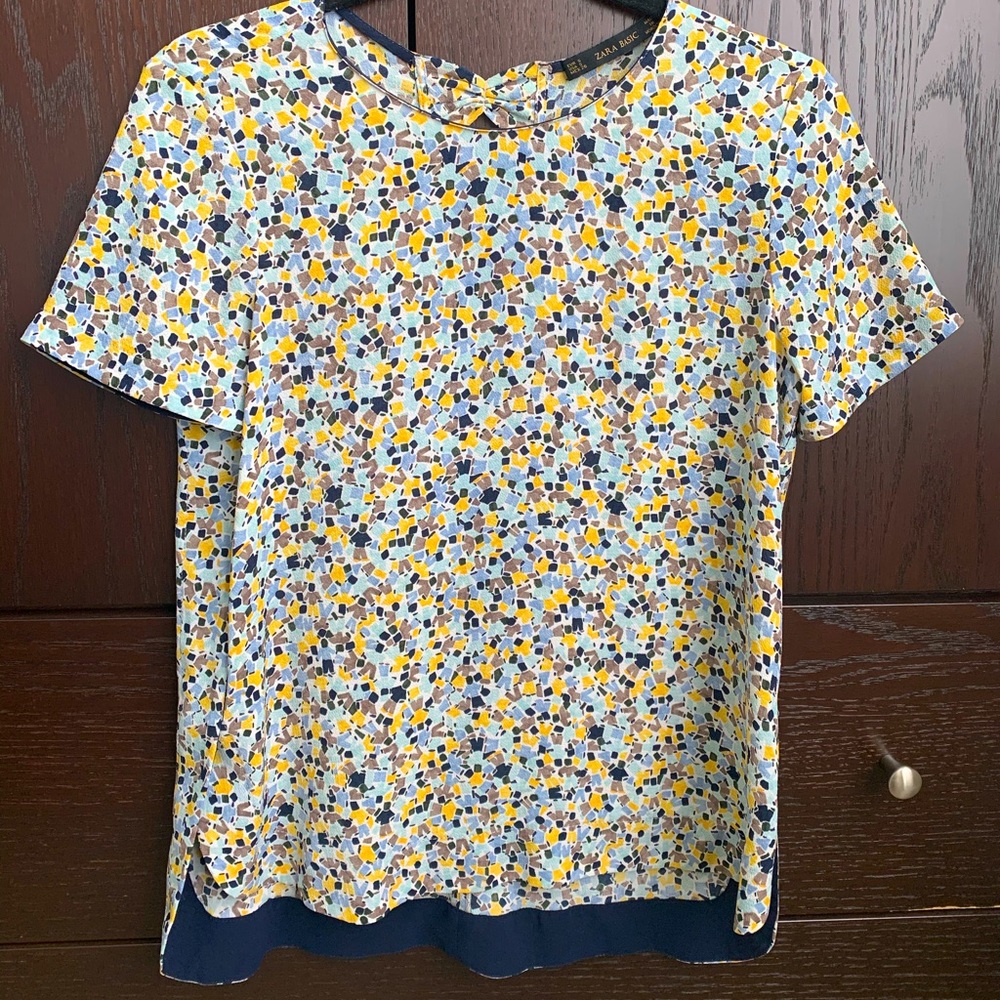 NWOT. Zara Blouse, Size Small